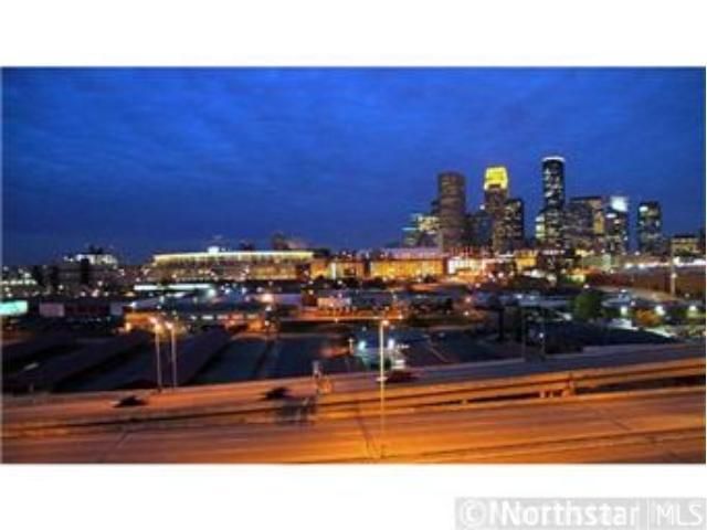 290 Market St #809, Minneapolis, MN 55405