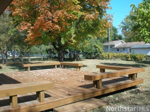 10547 Flora St NW, Coon Rapids, MN 55433