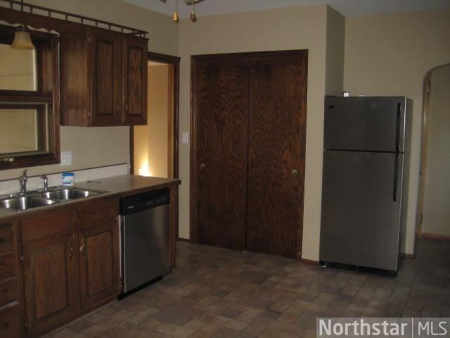 299 Annapolis St W, Saint Paul, MN 55118