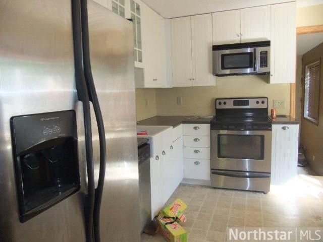 1991 4th St, White Bear Lake, MN 55110
