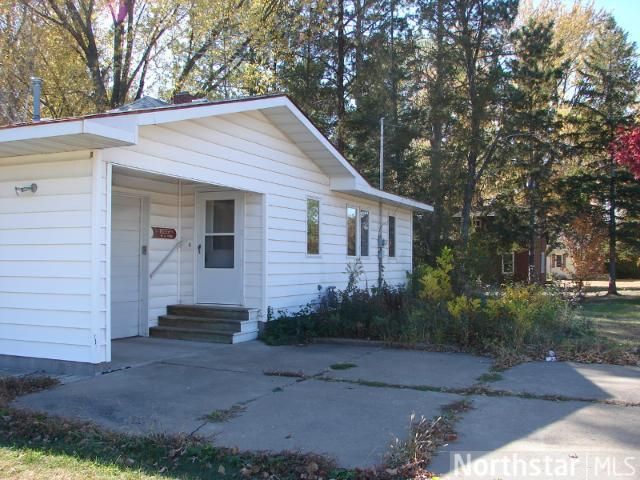 410 2nd St SE, Hinckley, MN 55037
