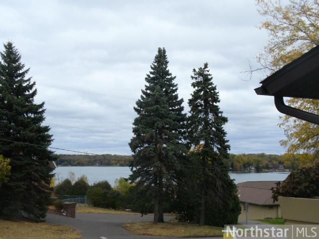 580 County Road B2 E, Little Canada, MN 55117