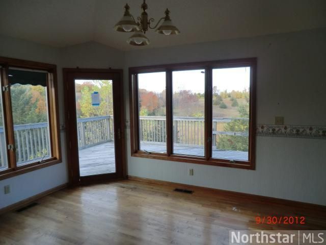 33200 N Lakes Trl, Lindstrom, MN 55045