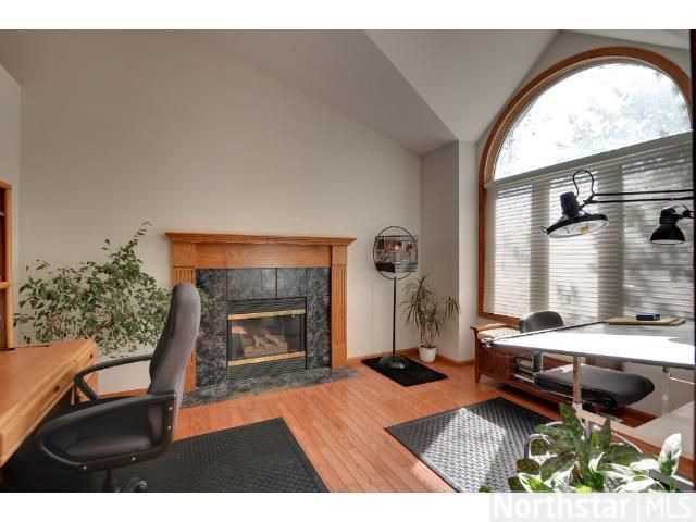 129 Foxglove Ln, Shakopee, MN 55379