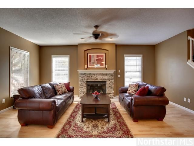 224 Walker Ave N, Wayzata, MN 55391