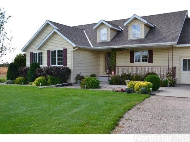 427 75th Ave NE, Sauk Rapids, MN 56379