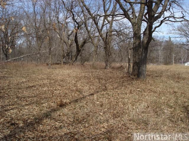 000 Carlson Lake Rd, Brainerd, MN 56401