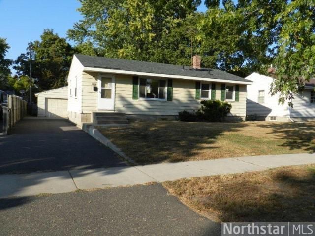 1815 6th St, White Bear Lake, MN 55110