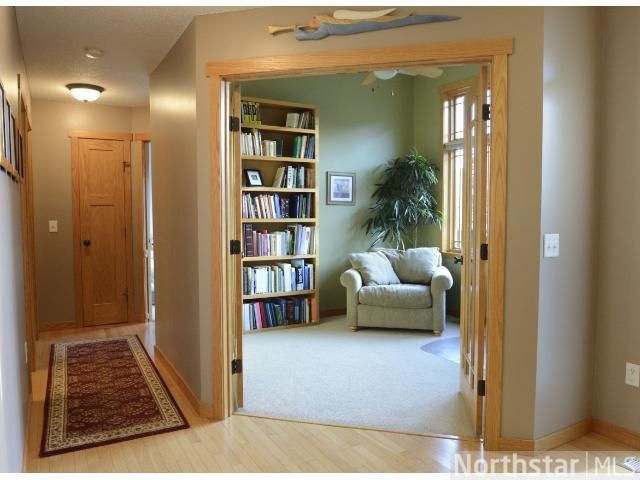 2442 Valley Dr, Northfield, MN 55057