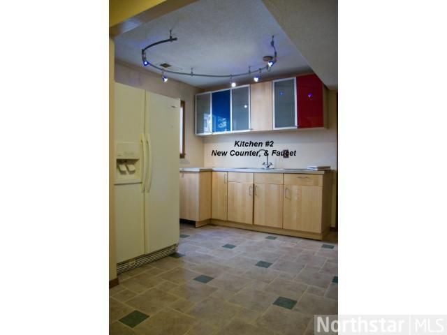 1009 Lowry Ave NE, Minneapolis, MN 55418