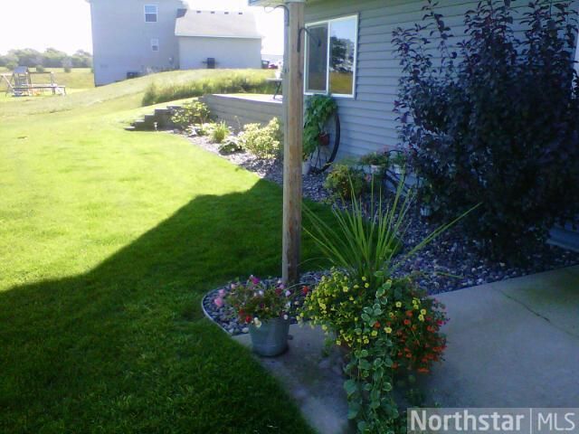 4883 87th St NE, Monticello, MN 55362