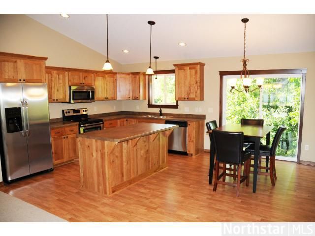 1207 4th St, Saint Paul Park, MN 55071