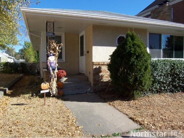 1118 Albemarle St, Saint Paul, MN 55117