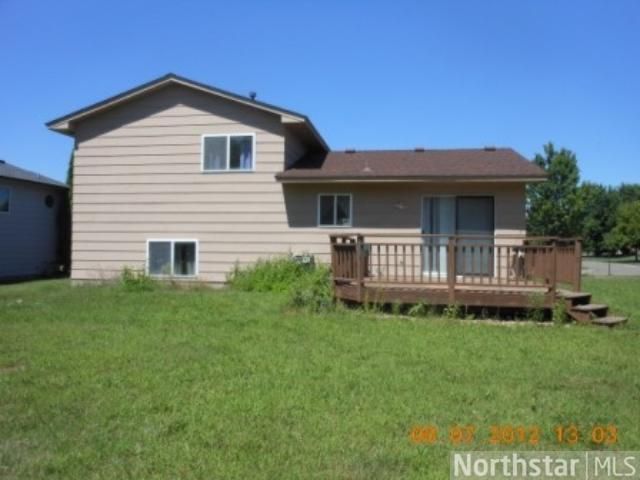 1976 72 1/2 St, Centerville, MN 55038