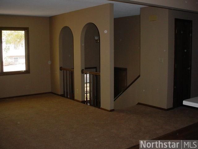2926 8th Ave, Anoka, MN 55303