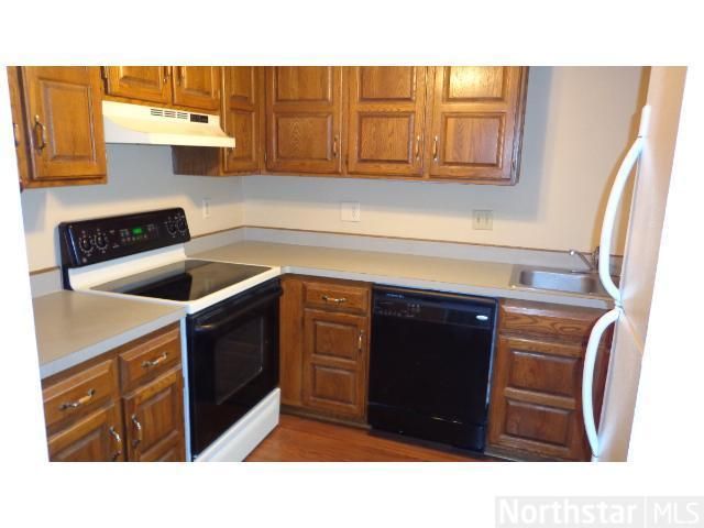 7728 York Ln N, Brooklyn Park, MN 55443