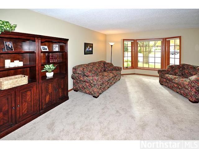 7029 Autumn Ter, Eden Prairie, MN 55346