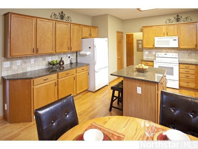 10604 Golden Eagle Trl, Woodbury, MN 55129