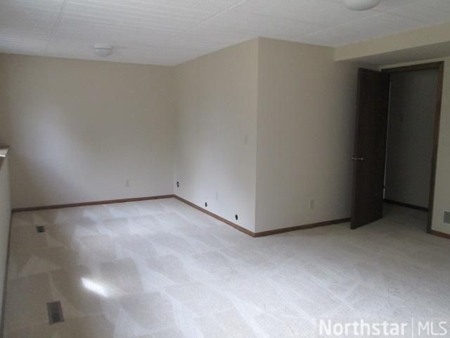 2508 Forest St, Maplewood, MN 55109