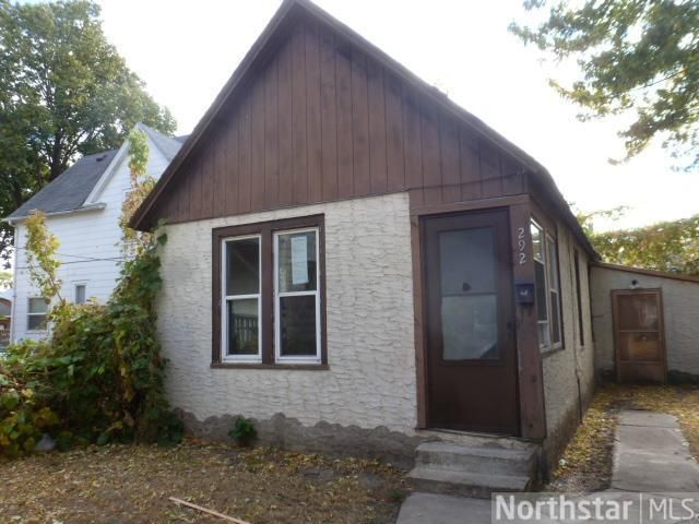 292 Thomas Ave, Saint Paul, MN 55103