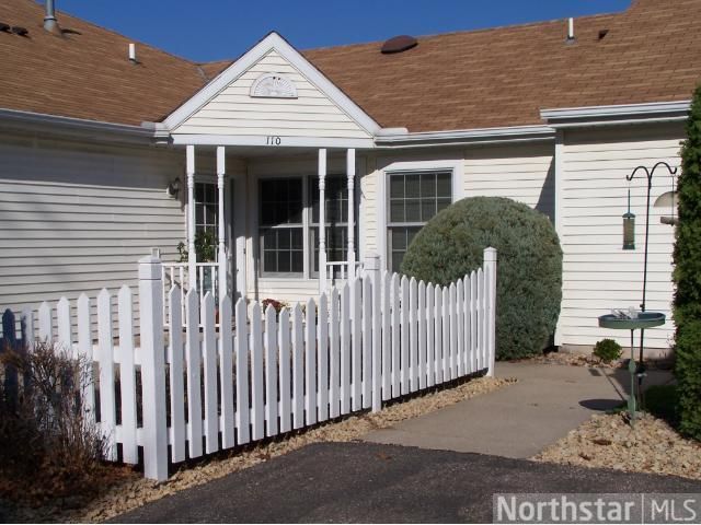 110 Carmel Ave W, West Saint Paul, MN 55118