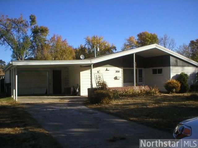 359 66th Ave NE, Fridley, MN 55432