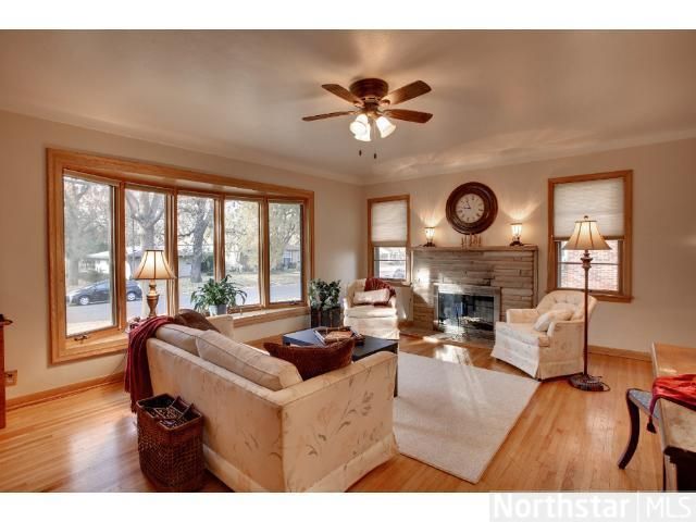 2509 27th Ave NE, Saint Anthony, MN 55418