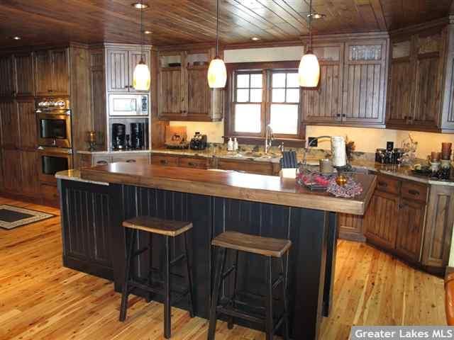 9224 Interlachen Rd, Lake Shore, MN 56468