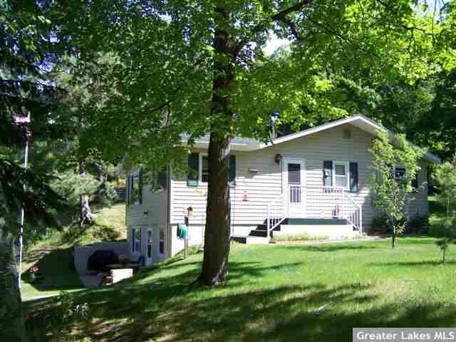12629 Beach Dr, Nevis, MN 56467