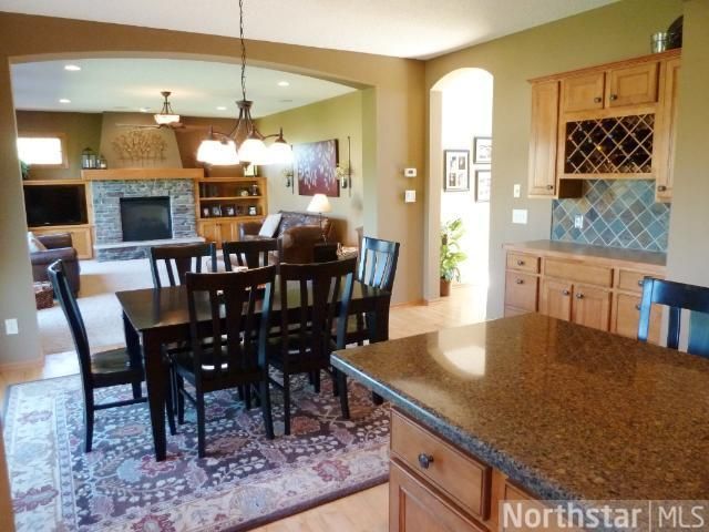 638 Ramsey Cir, Carver, MN 55315
