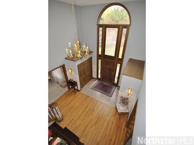 822 Mayflower Ct, Northfield, MN 55057