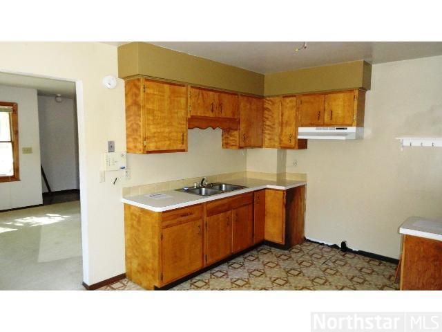723 Iowa Ave E, Saint Paul, MN 55106