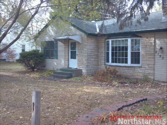 2193 Sunrise Dr, Maplewood, MN 55117