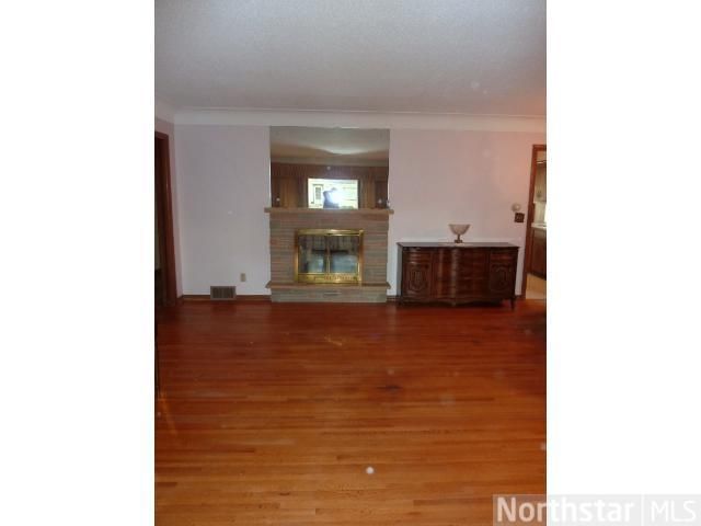 6633 Clinton Ave S, Richfield, MN 55423