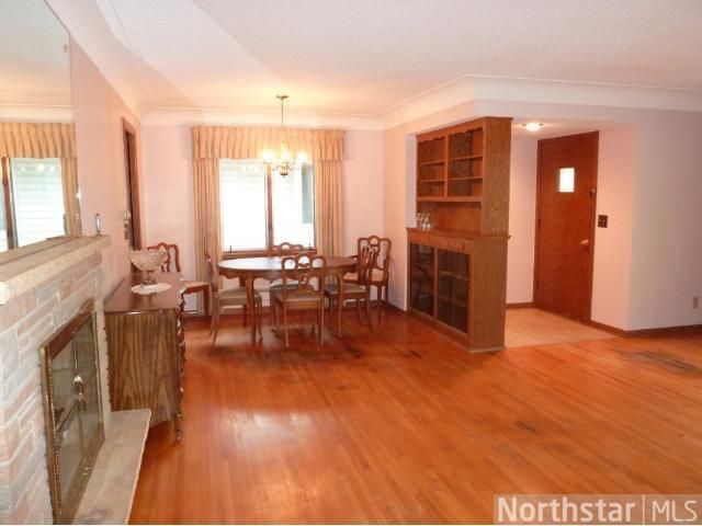 6633 Clinton Ave S, Richfield, MN 55423
