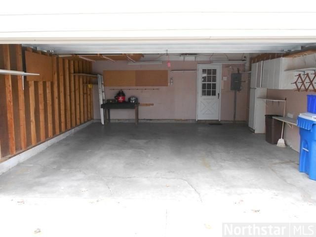 2320 Wildwood Trl, Minnetonka, MN 55305