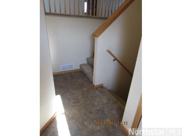 25559 Forest Blvd Ln, Wyoming, MN 55092