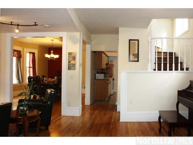 1037 Marshall Ave, Saint Paul, MN 55104
