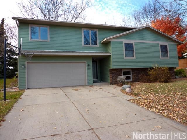 1804 Mckinley Dr, Northfield, MN 55057