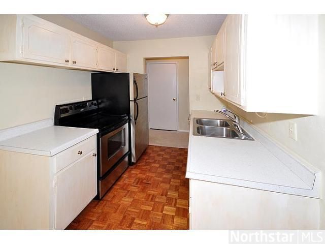 4351 Parklawn Ave #203E, Minneapolis, MN 55435