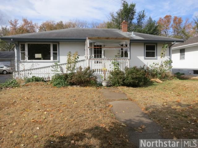 1345 Mcafee St, Saint Paul, MN 55106