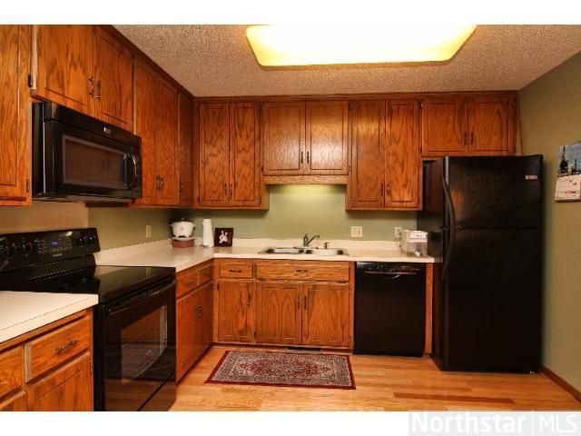 5346 144th St W, Apple Valley, MN 55124
