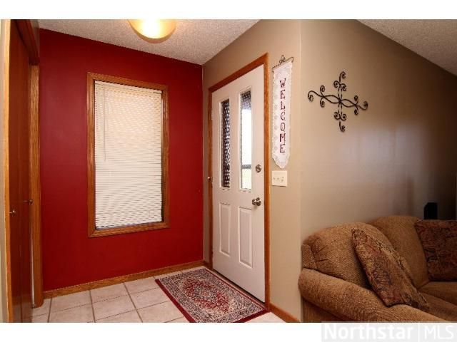 5346 144th St W, Apple Valley, MN 55124
