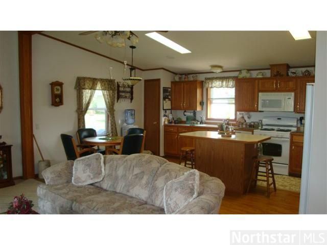 1040 S Water Lily Ln NW, Backus, MN 56435