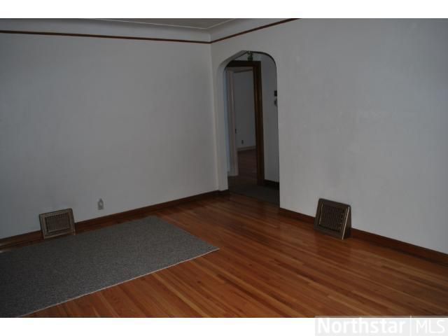 1821 5th St NE, Minneapolis, MN 55418