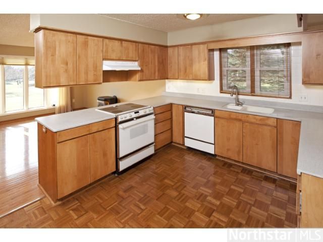 10683 1st Timberlane Dr, Northfield, MN 55057