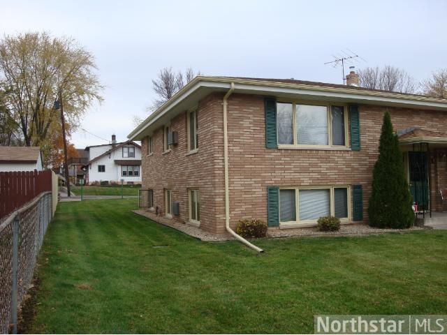 1700 Bromley Ave, South Saint Paul, MN 55075