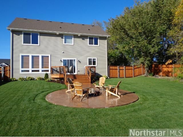 1366 Danita Dr, Shakopee, MN 55379