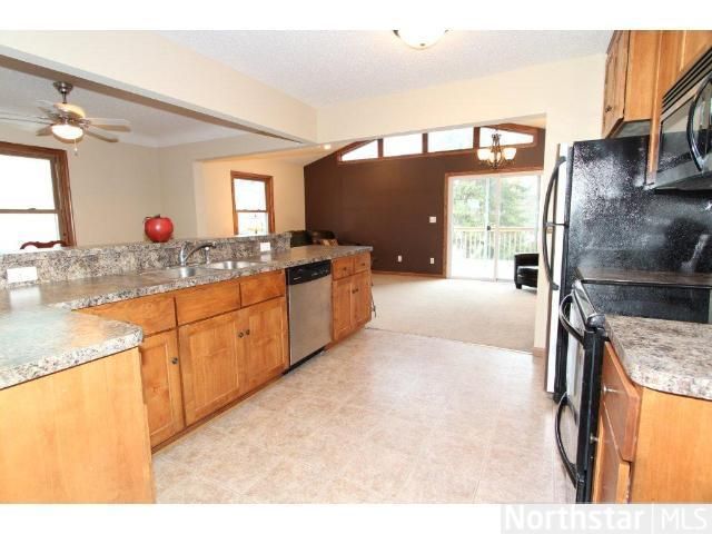 2187 Conway St, Saint Paul, MN 55119