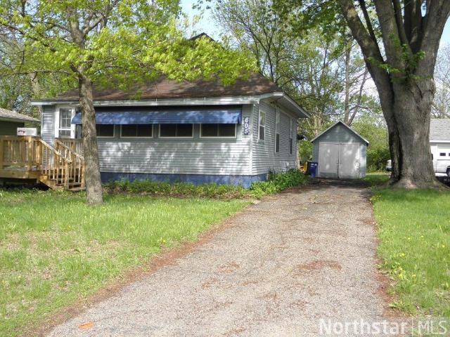605 Park Ave NW, Faribault, MN 55021